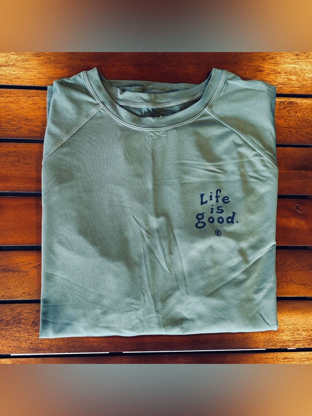 Life Is Good Long Sleeve Rash Guard Shirt, size XL